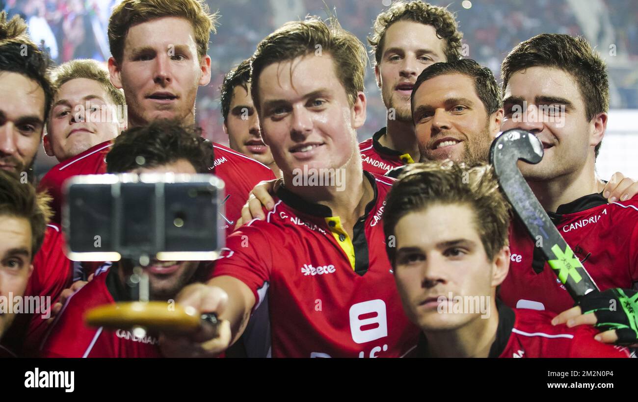 Belgium Red Lions taking a selfie after a game of Belgian national