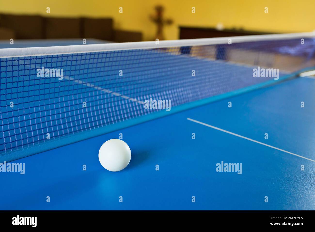 Table tennis ball hi-res stock photography and images - Alamy