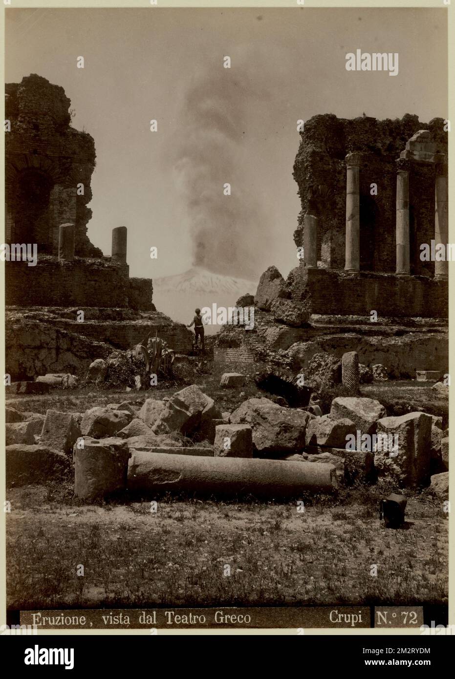 Eruzione, vista dal Teatro Greco , Archaeological sites, Amphitheaters, Volcanoes, Volcanic eruptions. Nicholas Catsimpoolas Collection Stock Photo