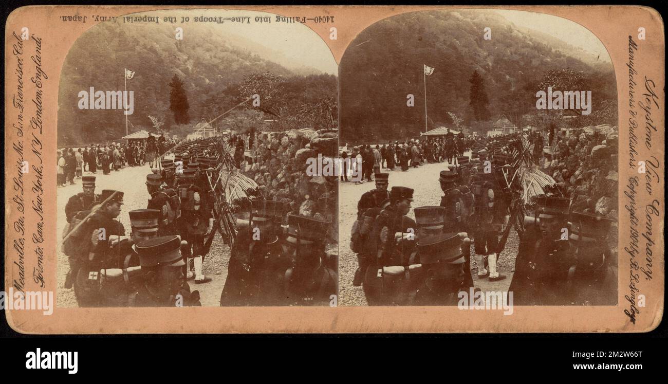 Falling into line - troops of the Imperial Army, Japan , Soldiers, Russo-Japanese War, 1904-1905 Stock Photo