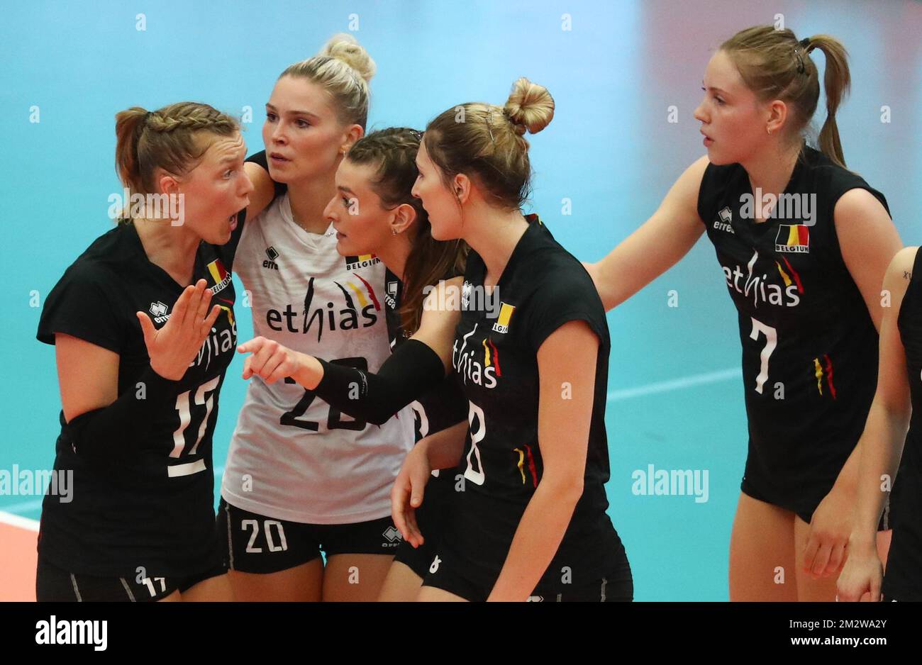 Belgium's players celebrate during a volleyball game between Belgian national team the Yellow Tigers and Russia, Tuesday 04 June 2019 in Kortrijk, match 1/3 in the Nations League women's tournament. BELGA PHOTO VIRGINIE LEFOUR Stock Photo