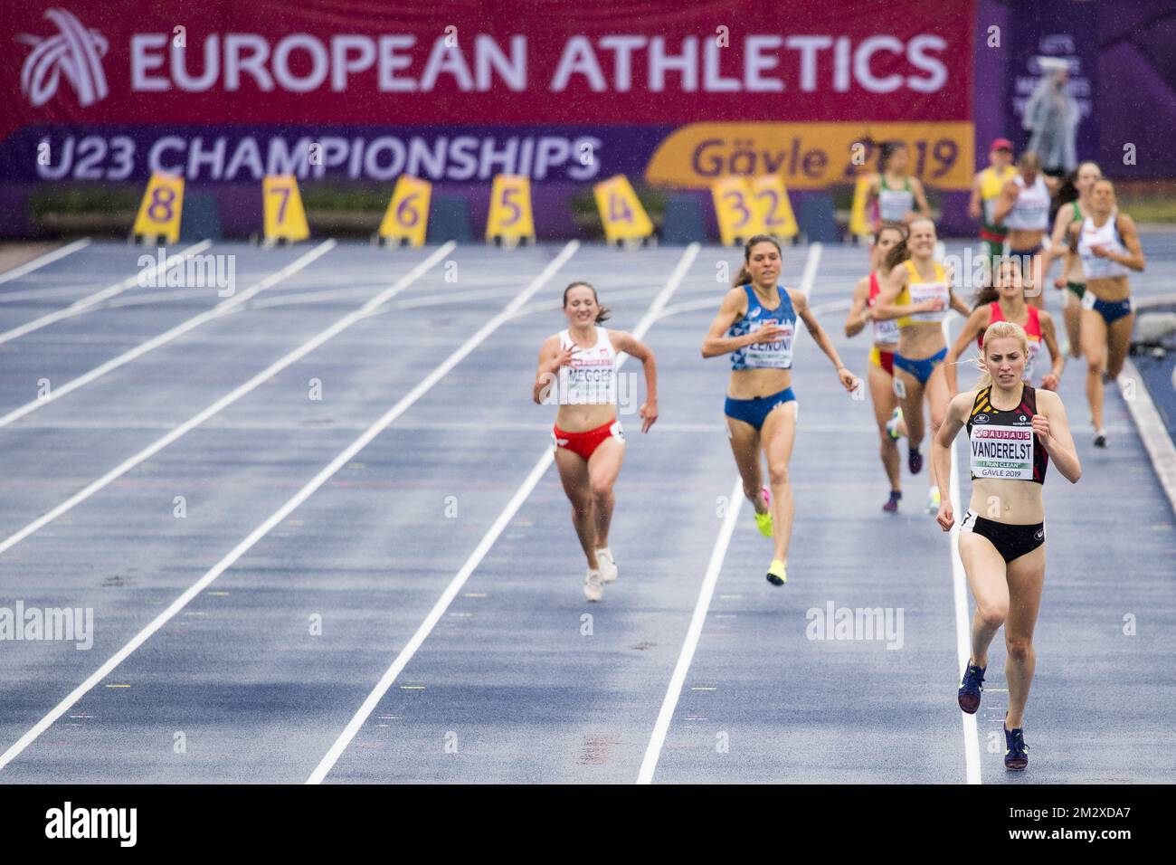 Belgian Elise Vanderelst (R) pictured in action during the 1500m race on the second day of the European Athletics U23 Championships, Friday 12 July 2019 in Gavle, Sweden. BELGA PHOTO JASPER JACOBS Stock Photo