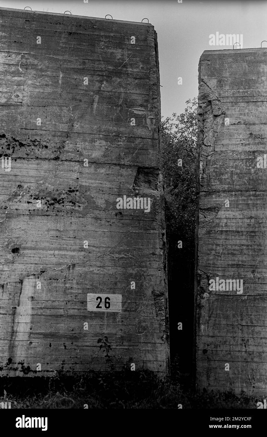 Concrete bunker Black and White Stock Photos & Images - Alamy