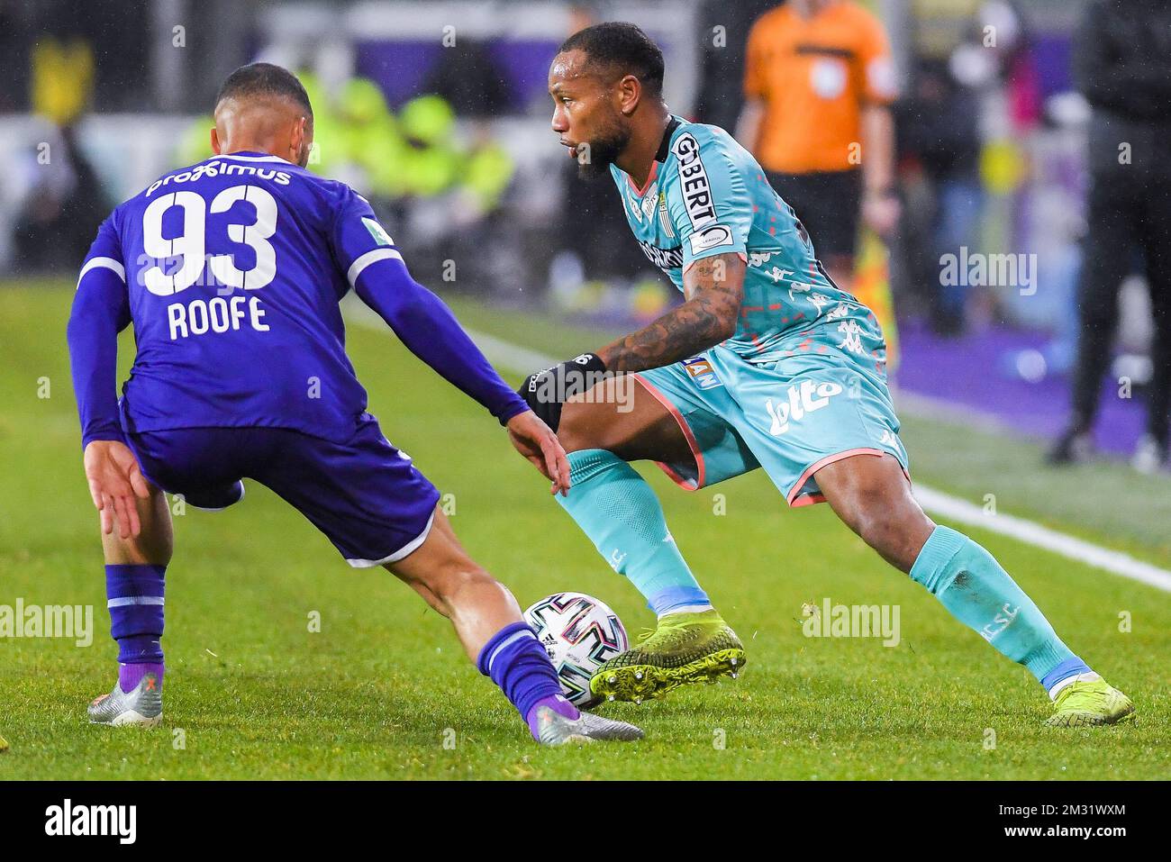 BRUSSELS, BELGIUM - December 08: Jeremy Doku of Anderlecht and Maxime Busi  of Charleroi fight for the ball during the Jupiler Pro League match day 18  between Rsc Anderlecht vs Sporting Charleroi