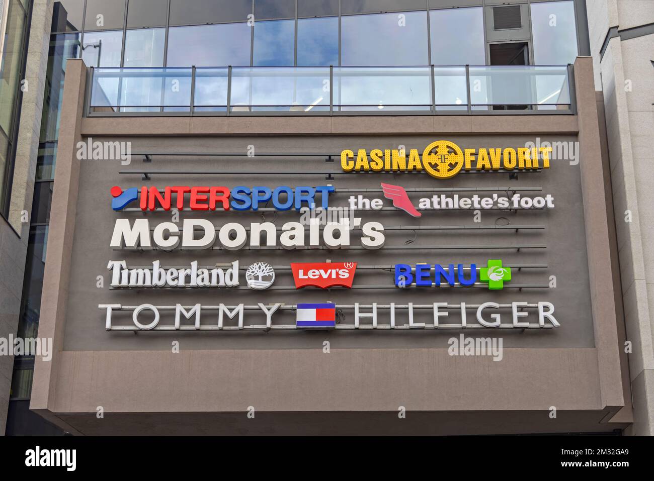 Rajiceva on sale tommy hilfiger