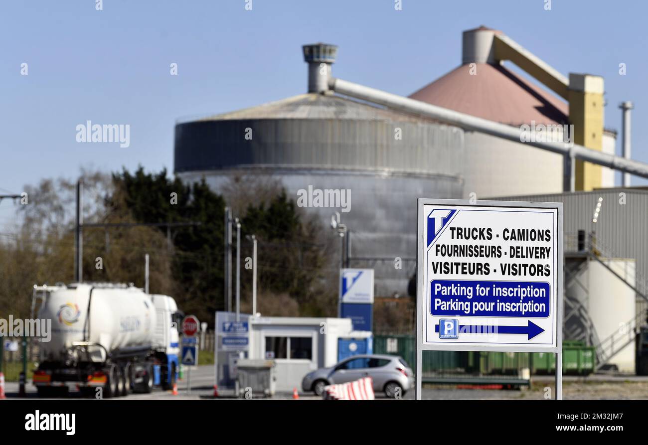 Illustration picture shows the Wanze plant of 'Tiense Suikerraffinaderij/ Raffinerie Tirlemontoise' sugar refinery in Wanze, Monday 23 March 2020. The refinary has decided to switch the production from sugar to disinfecting hand gel. From March 18th, new measures are taken to avoid the spread of the Covid-19. There are 3743 persons infected in Belgium, so far. BELGA PHOTO ERIC LALMAND Stock Photo