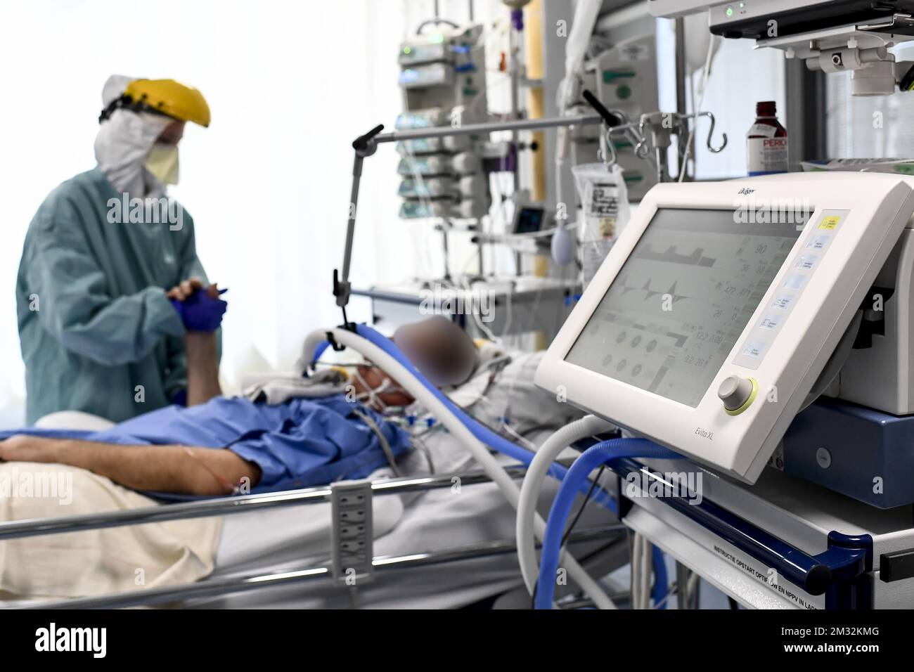 Illustration picture shows nursing staff wearing all the needed protection pictured in action in