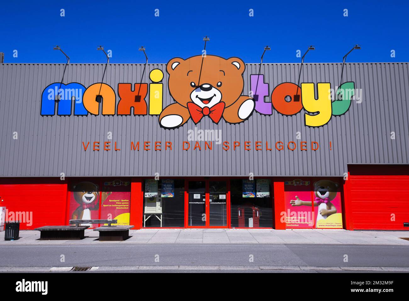 Maxi toys hi-res stock photography and images - Alamy