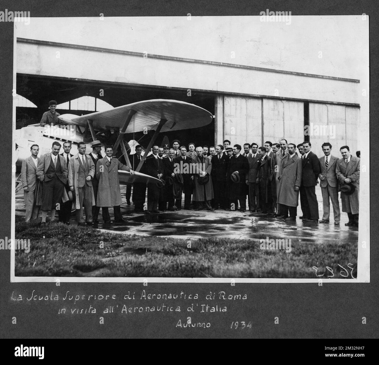 Aeroplani Scuola superiore di Aeronautica di Roma in visita alla