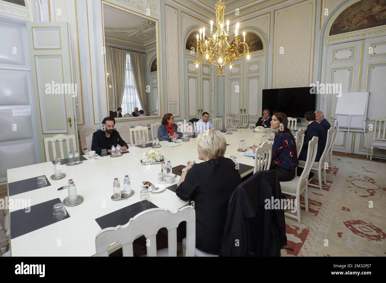 Pm digital hires stock photography and images Alamy