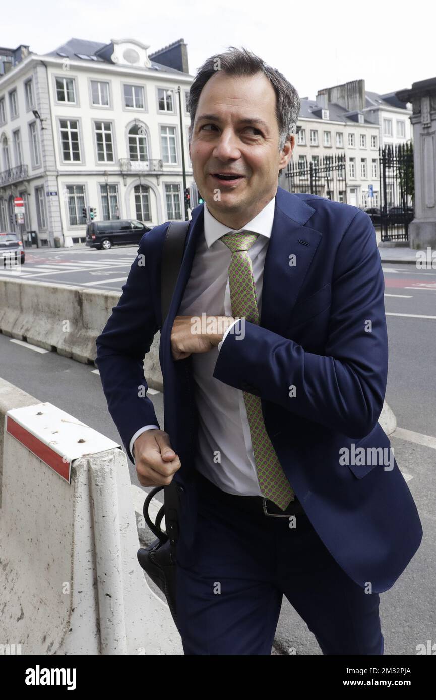 Pm digital hires stock photography and images Alamy