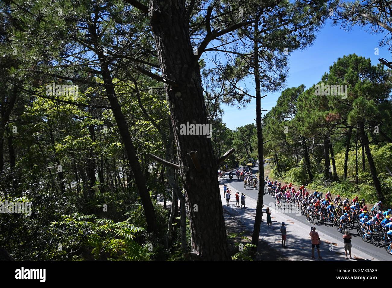 Illustration picture taken during the ninth stage of the 107th edition of the Tour de France cycling race from Ile d'Oleron Le Chateau-d'Oleron to Ile de Re Saint-Martin-de-Re (168,5km), in France, Tuesday 08 September 2020. This year's Tour de France was postponed due to the worldwide Covid-19 pandemic. The 2020 race starts in Nice on Saturday 29 August and ends on 20 September. BELGA PHOTO DAVID STOCKMAN Stock Photo