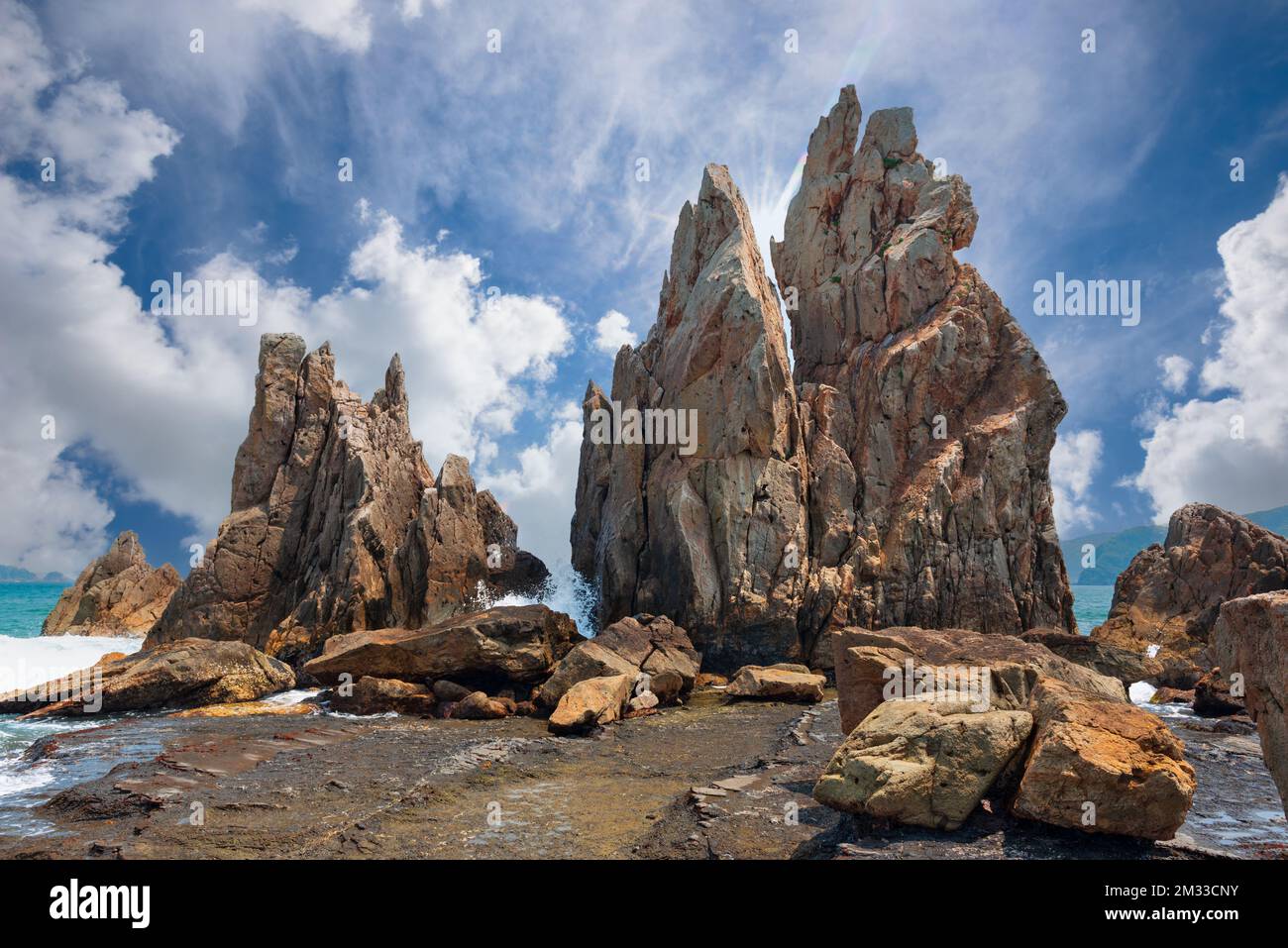 Hashigui iwa rocks hi-res stock photography and images - Alamy