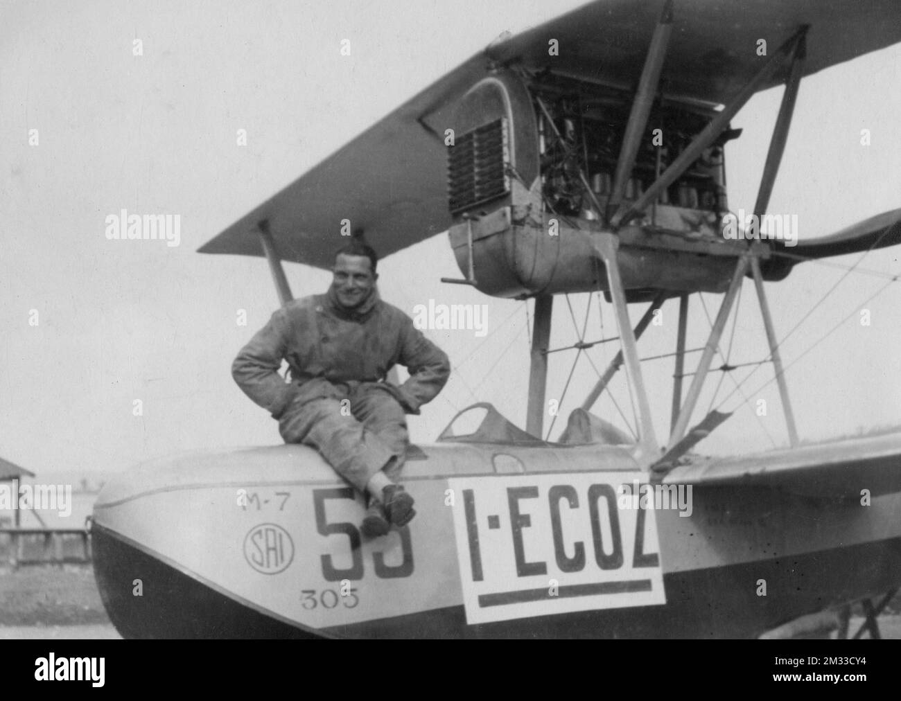 Aeroplani - Macchi M.18 era un idrobombardiere biplano a scafo centrale prodotto dall'azienda italiana Aeronautica Macchi negli anni venti. Stock Photo