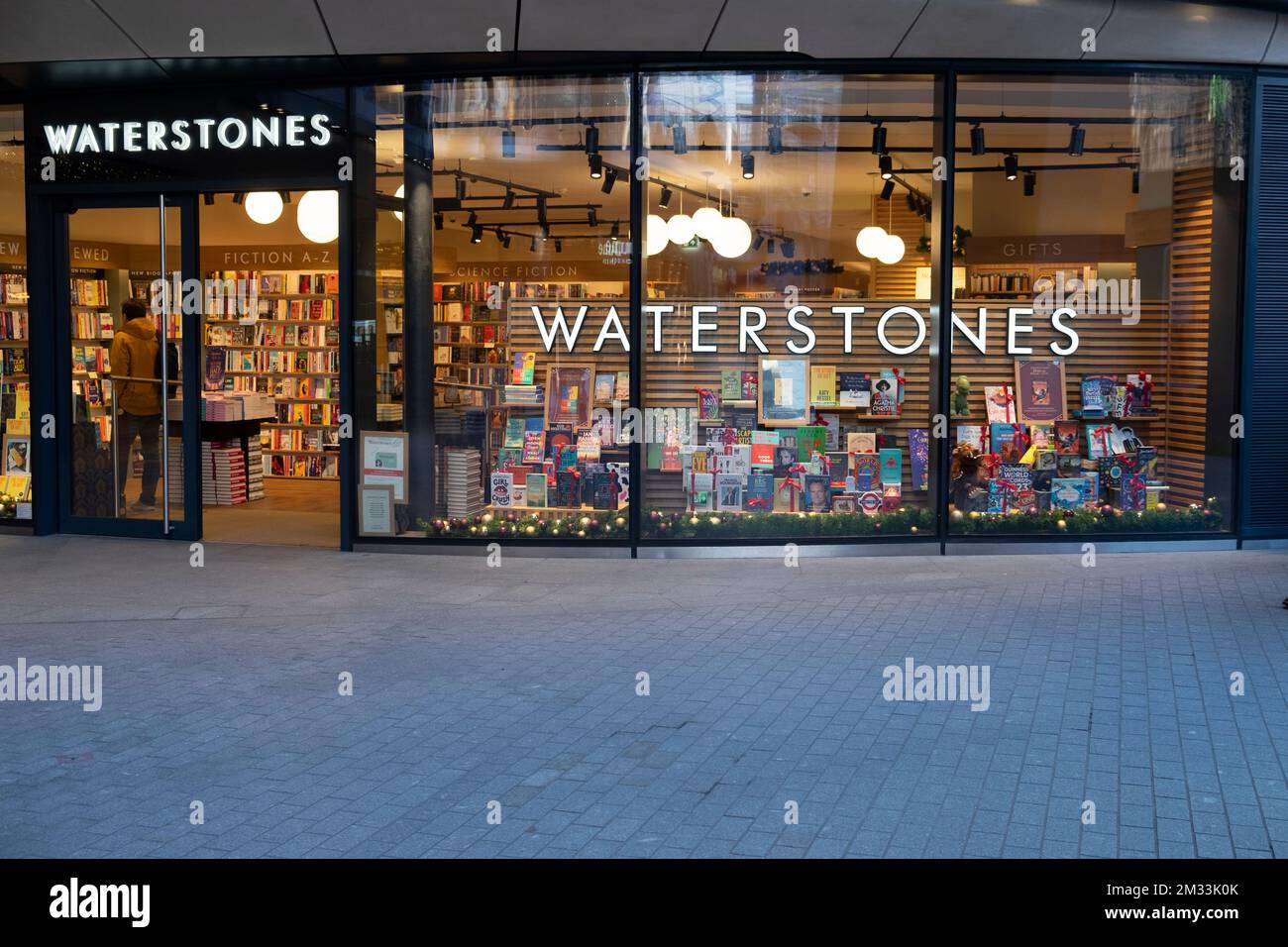Waterstones broadgate circle hires stock photography and images Alamy