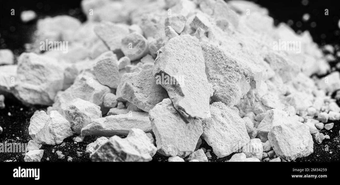 Calcium Chloride flakes, salt in solid state, used in brine for