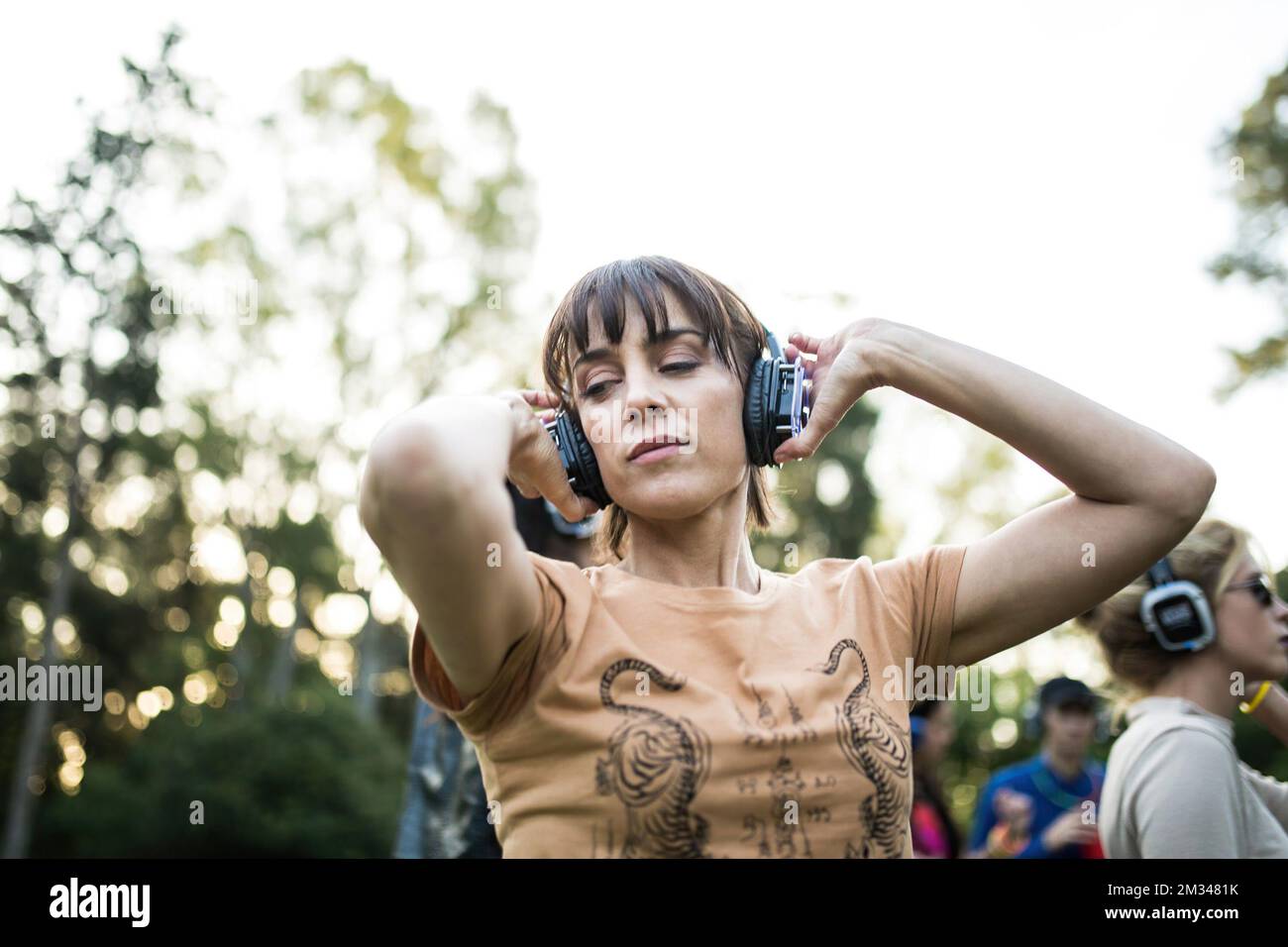 THE SILENT PARTY, (aka LA FIESTA SILENCIOSA), Jazmin Stuart, 2019 ...