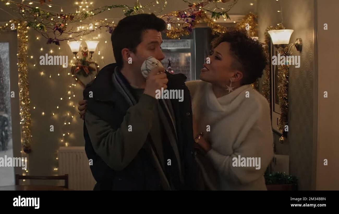 YOUR CHRISTMAS OR MINE?, from left Asa Butterfield, Natalie Gumede