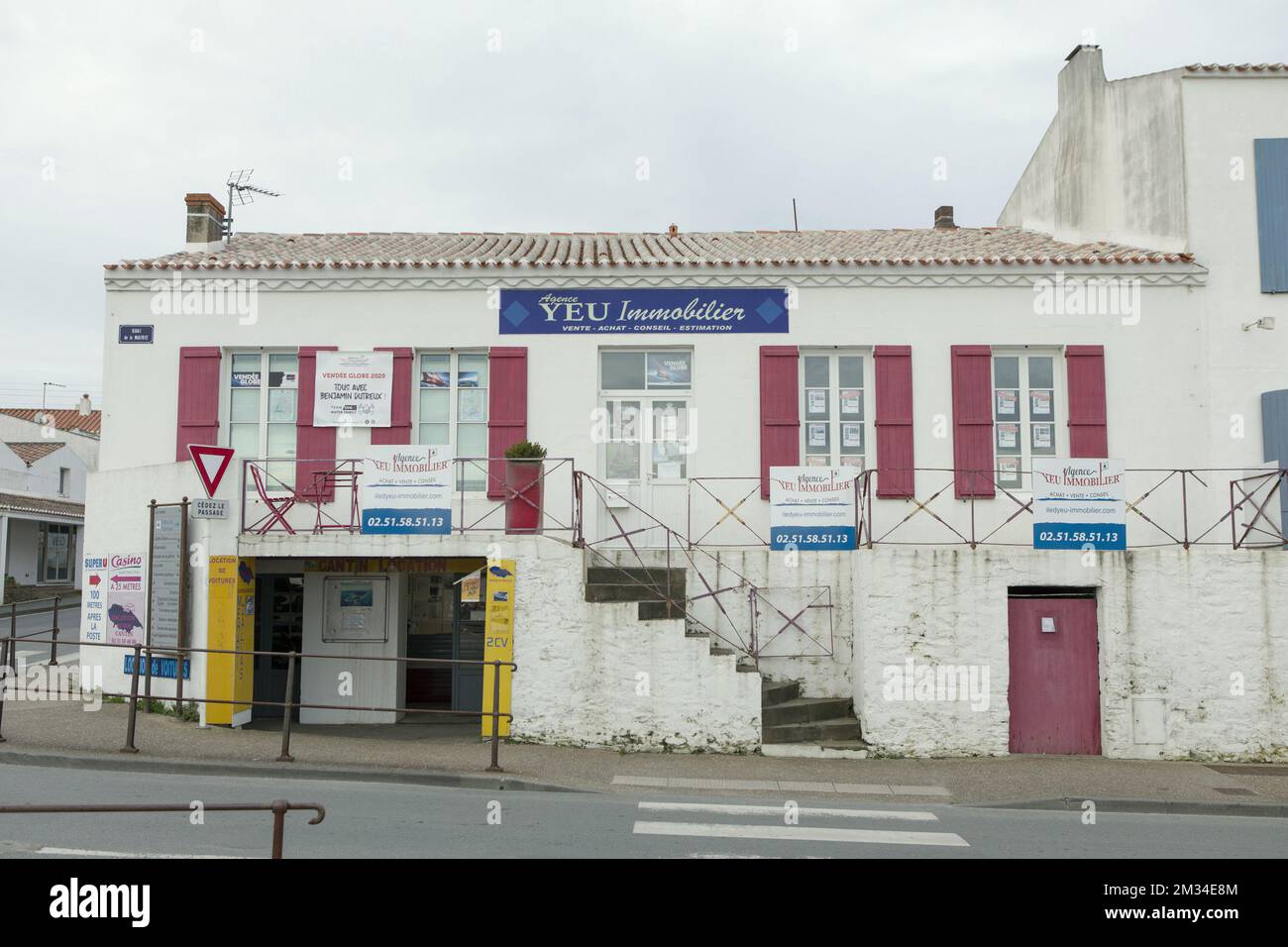 Loi littoral hires stock photography and images Alamy