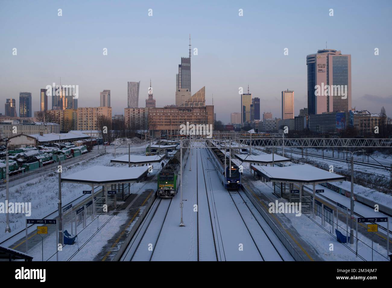 Warsaw, Warsaw, Poland. 14th Dec, 2022. Trains sit at the Warsaw Main train station on December 14, 2022 in Warsaw, Poland. Polish State Railways (PKP) signed an agreement with the Center for European Union Transport Projects (CEUTP) and will receive a 1.3 billion of Polish Zlotys of co-financing for the modernisation of the central part of the main train line artery that cuts through Warsaw. The modernisation is part of the EU project TEN-T (Credit Image: © Aleksander Kalka/ZUMA Press Wire) Stock Photo