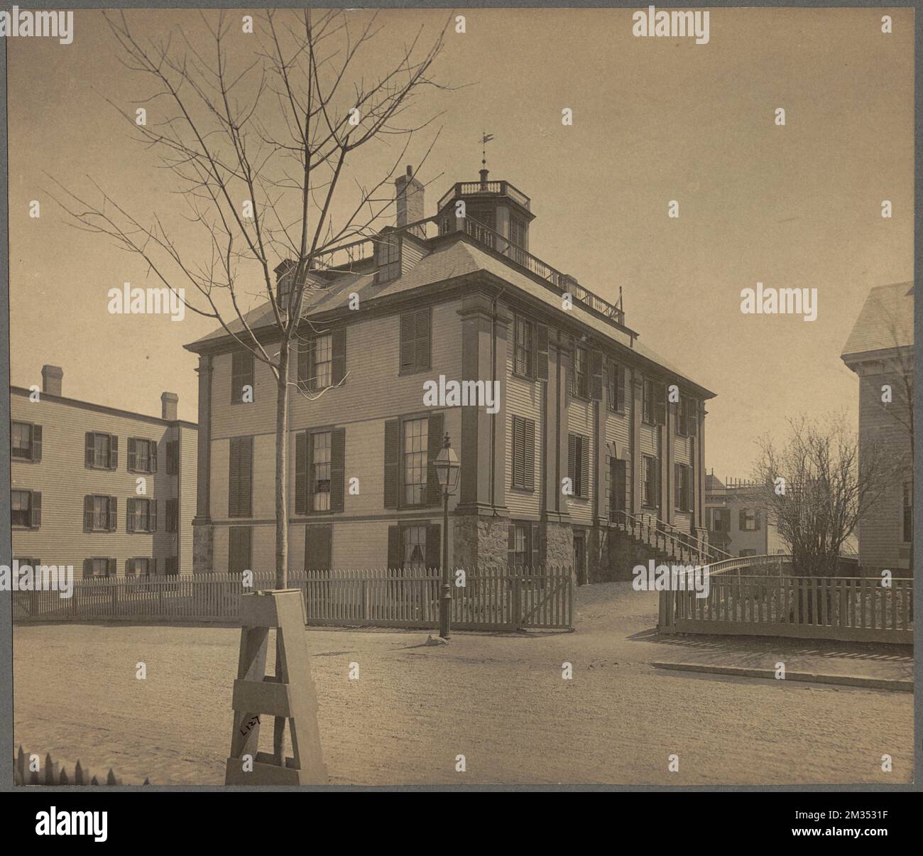 Governor Shirley House, Roxbury , Historic buildings, Houses, Shirley