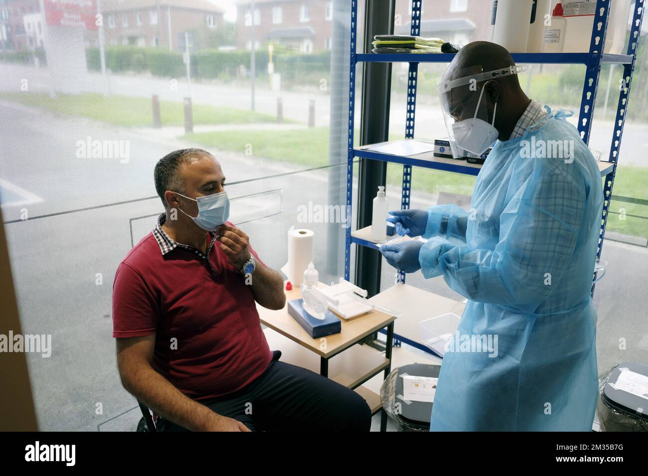 Antigene rapid test hires stock photography and images Alamy