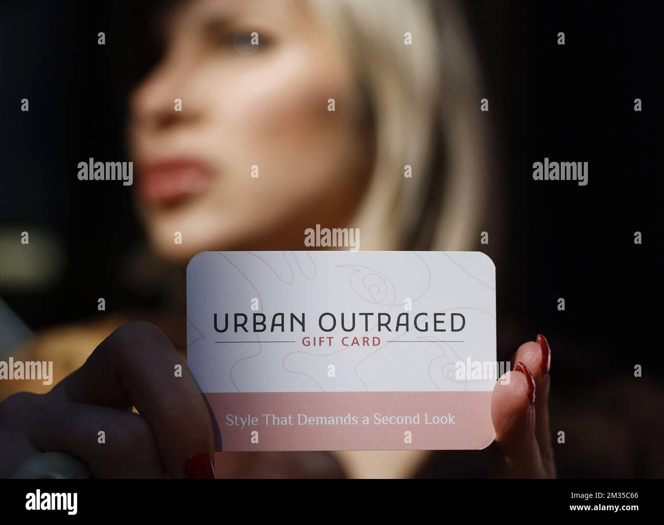 New York, United States. 13th Dec, 2022. Models wear fashion outfits