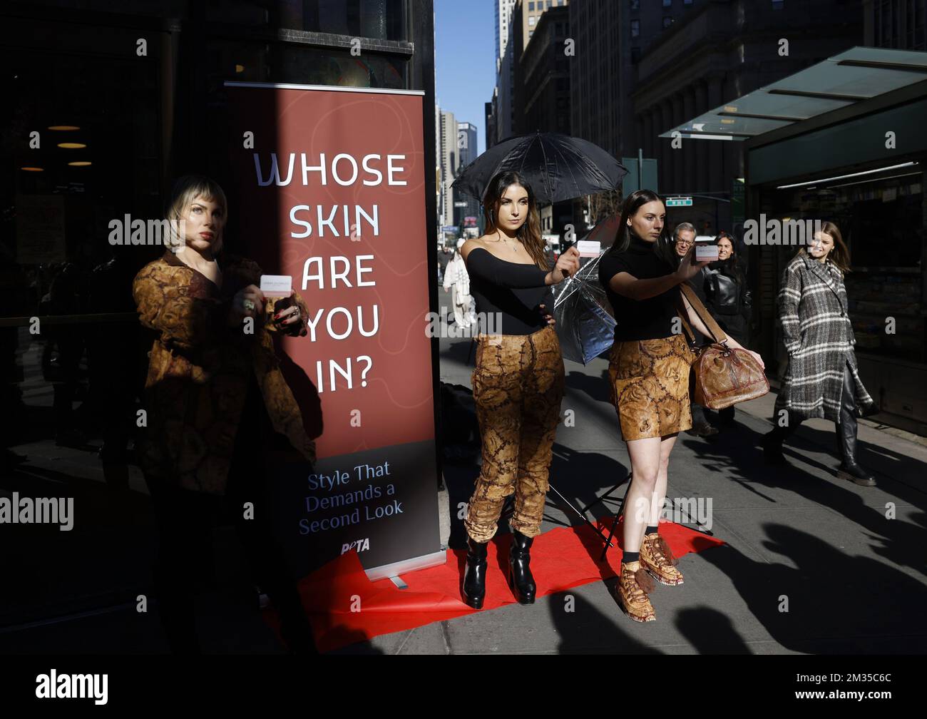 New York, United States. 13th Dec, 2022. Models wear fashion outfits