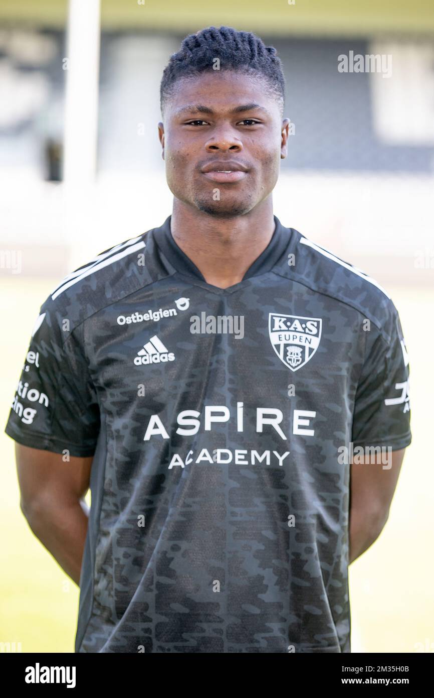 Eupen's Emmanuel Agbadou poses for the photographer, at the 20212022