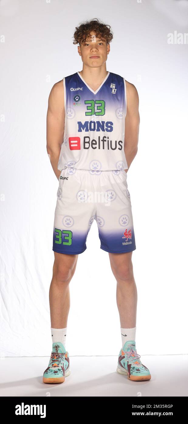 Mons' Matthew Hodge poses at a photoshoot of Belgian Basketball team  Belfius Mons-Hainaut, ahead of the 2021-2022 EuroMillions League, Wednesday  22 Se Stock Photo - Alamy