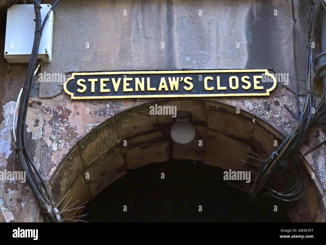 Stevenlaws Close, Royal Mile, Edinburgh old town, Lothian, Scotland, UK, EH1 1TB Stock Photo