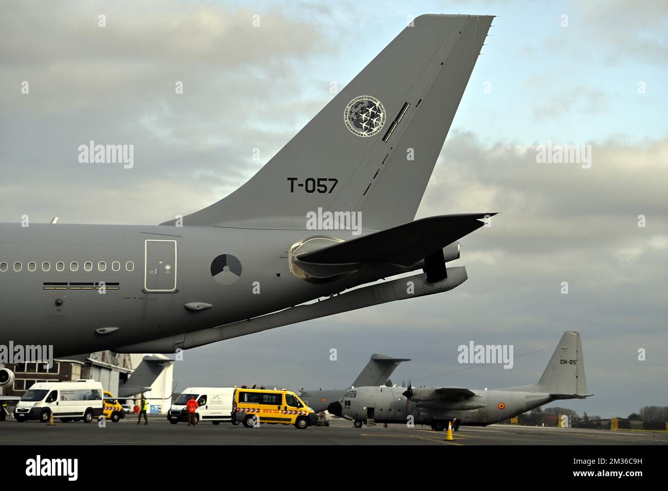 military-strategies-hi-res-stock-photography-and-images-alamy
