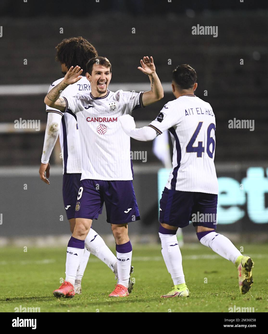 Anderlecht's Yari Verschaeren and Anderlecht's Benito Raman celebrate after  Raman scored the 1-1, Stock Photo, Picture And Rights Managed Image.  Pic. VPM-3105841