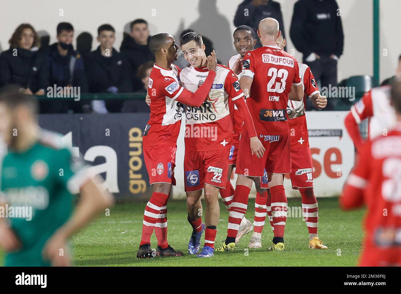 Officiel : Demba Ba (ex-Mouscron et Chelsea) pose ses valises en Suisse - Les derniers