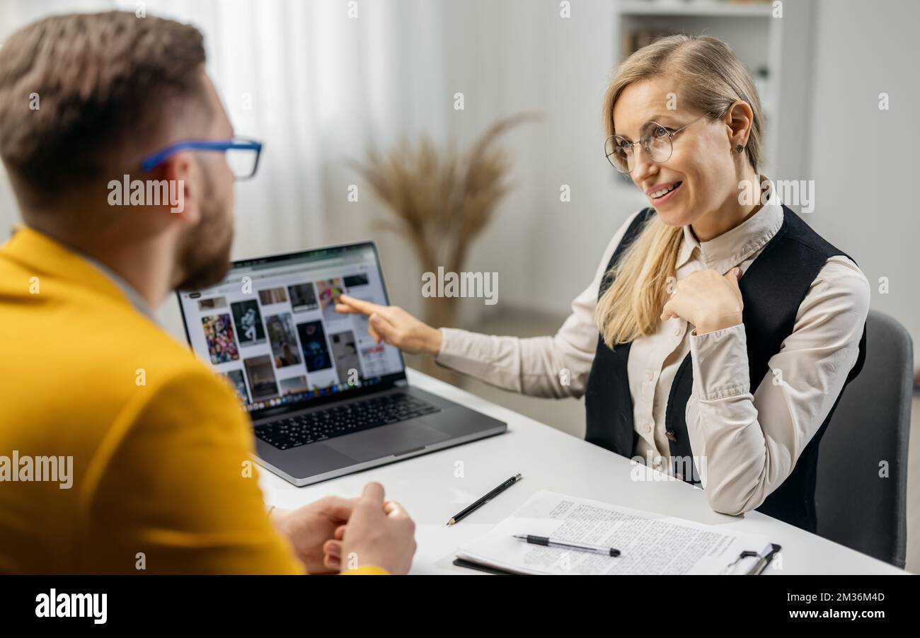 Male female interior designer hi-res stock photography and images - Alamy