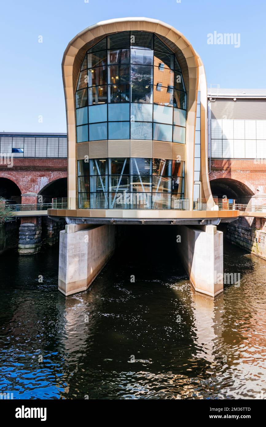 Leeds Station Southern Entrance over the river Aire. Leeds railway