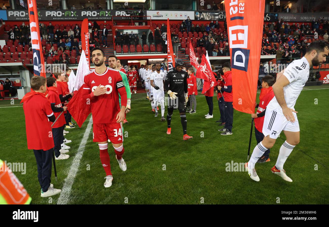 Illustration picture shows the start of a soccer match between Standard