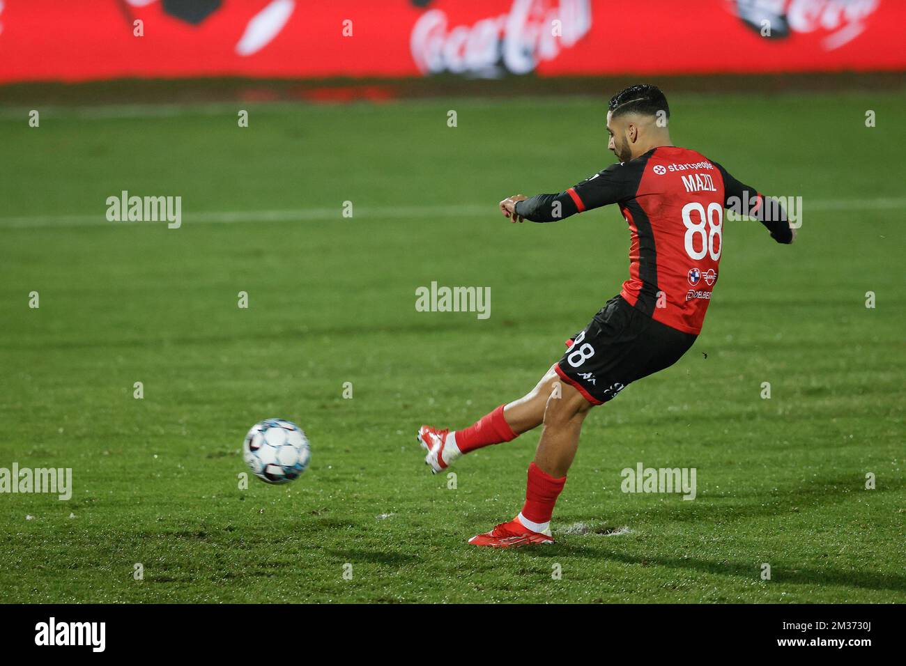 Seraing's Youssef Maziz scores from penalty during a soccer game between  RFC Seraing United and RSC Anderlecht, Tuesday 30 November 2021 in Seraing,  in the round of 16 of the 'Croky Cup'