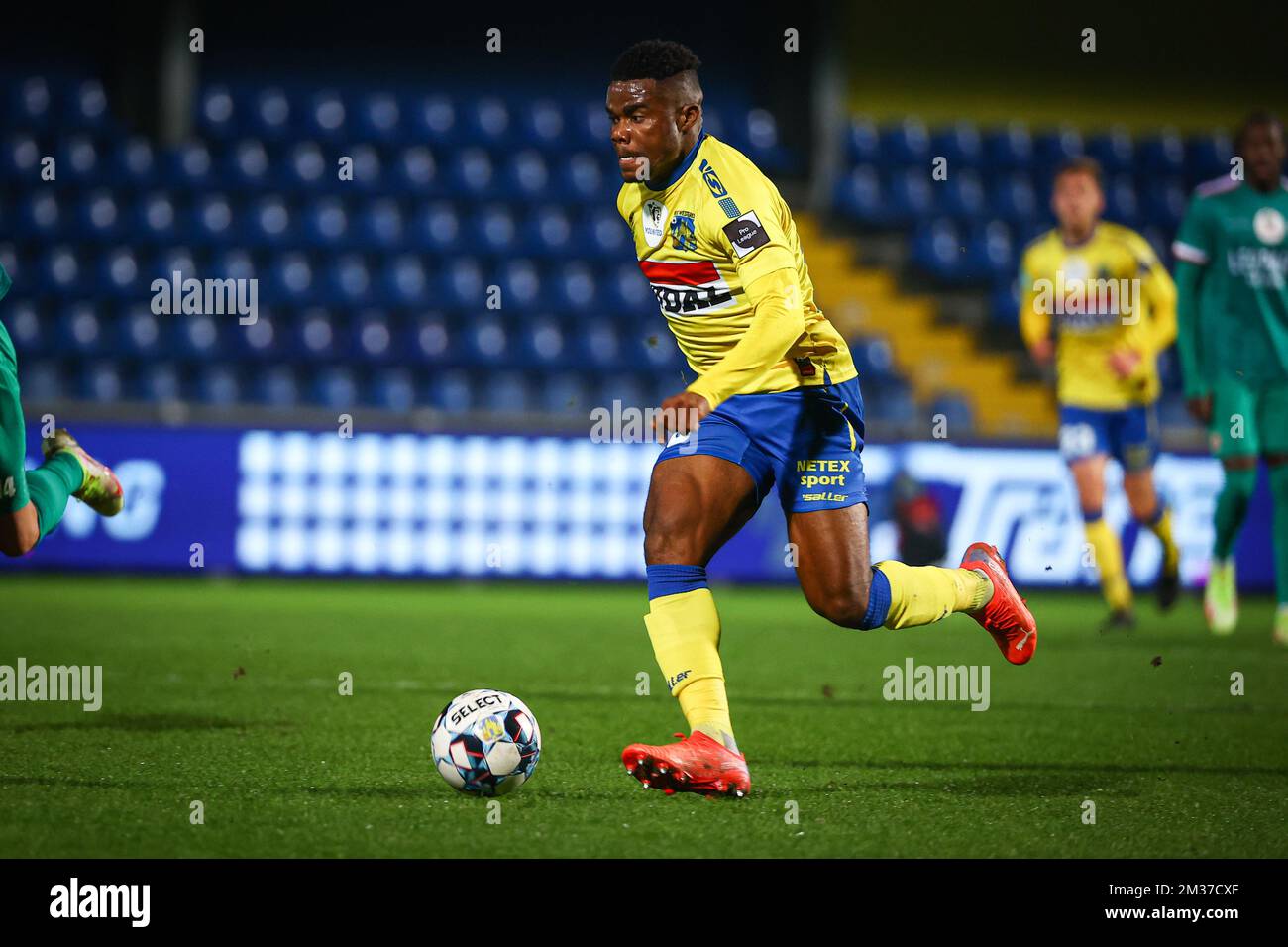 Westerlo's Kouya Mabea pictured during a soccer match between KVC Westerlo and RE Virton, Sunday 19 December 2021 in Westerlo, on day 16 of the '1B Pro League' second division of the Belgian soccer championship. BELGA PHOTO DAVID PINTENS Stock Photo