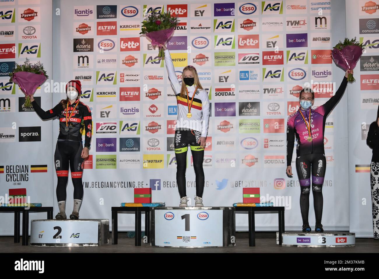 Belgian Fleur Moors, Belgian Xaydee Van Sinaey and Belgian Jana Van Der