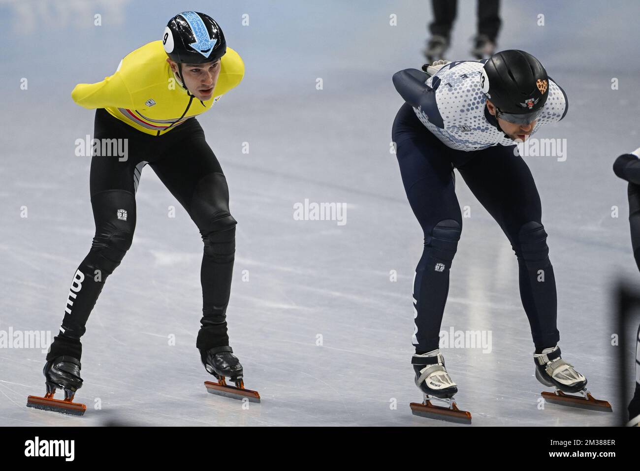 Belgian shorttrack skater Stijn Desmet pictured in action during the men's  Shorttrack 1500m semi final at the Beijing 2022 Winter Olympics in Beijing,  China, Wednesday 09 February 2022. The winter Olympics are