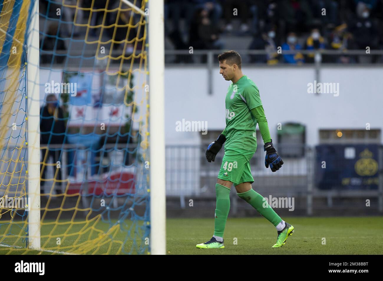 Union's goalkeeper Anthony Moris pictured during a soccer match between Royale Union Saint-Gilloise and Sint-Truidense VV, Sunday 13 February 2022 in Brussels, on day 27 of the 2021-2022 'Jupiler Pro League' first division of the Belgian championship. BELGA PHOTO KRISTOF VAN ACCOM Stock Photo