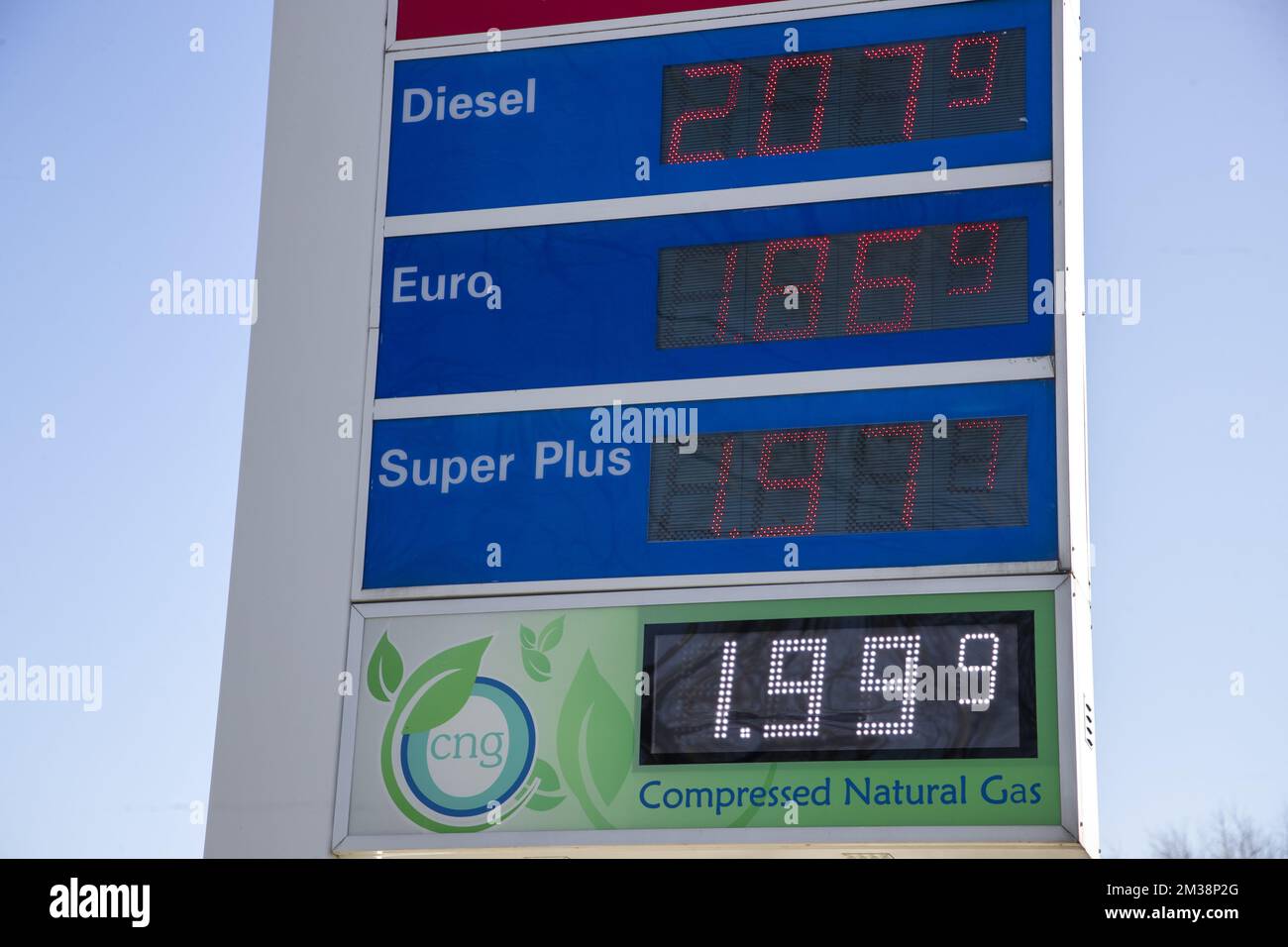 Station dessence hires stock photography and images Alamy