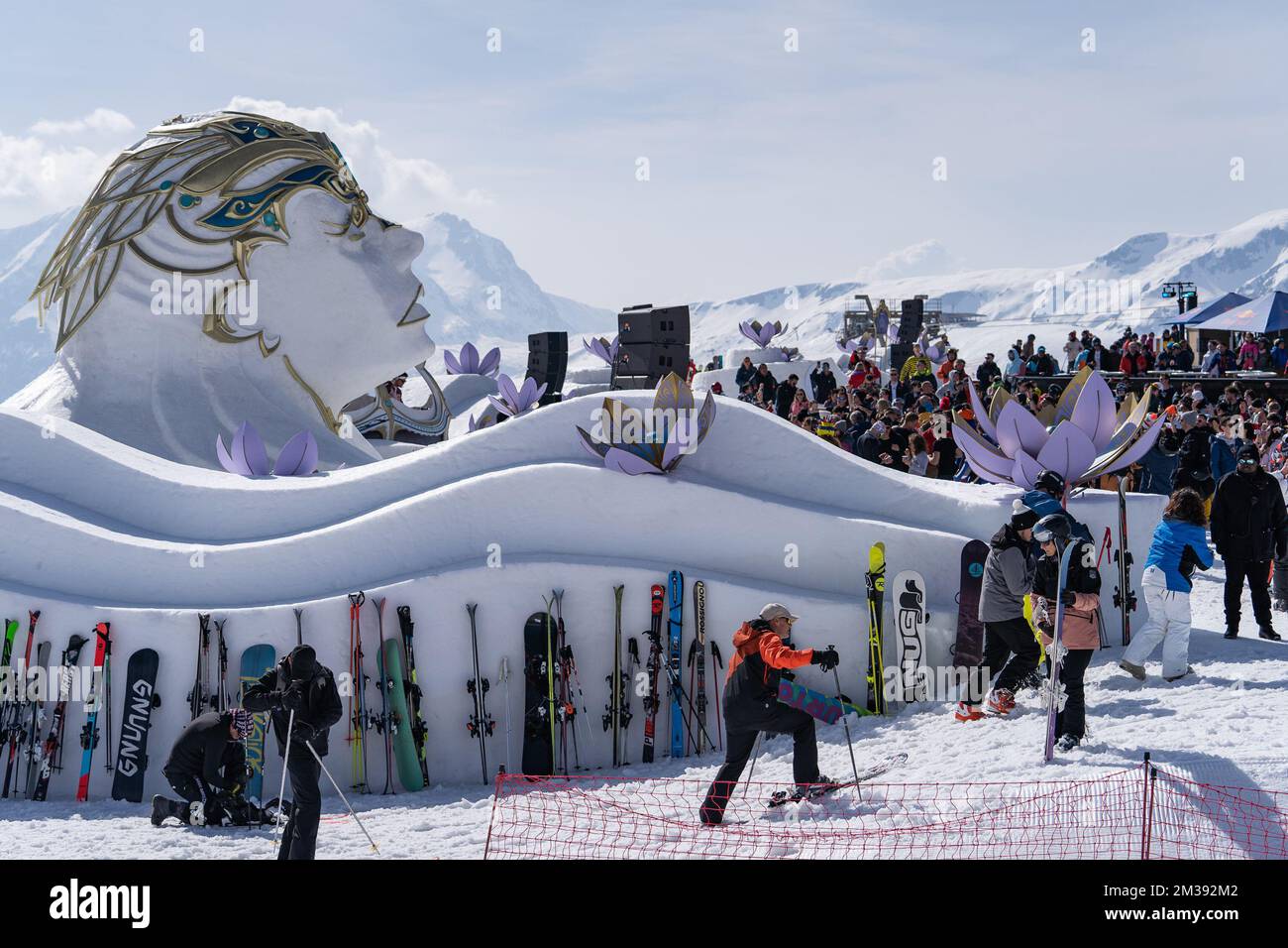 Illustration shows people enjoying the Crystal Garden stage at 2000