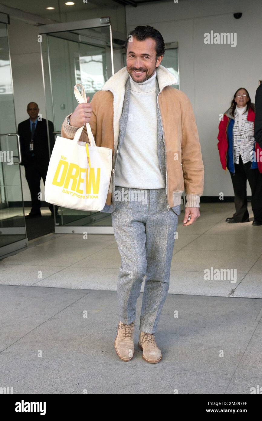 New York, NY, USA. 14th Dec, 2022. William Abadie, THE DREW BARRYMORE SHOW out and about for Celebrity Candids - WED, New York, NY December 14, 2022. Credit: Kristin Callahan/Everett Collection/Alamy Live News Stock Photo