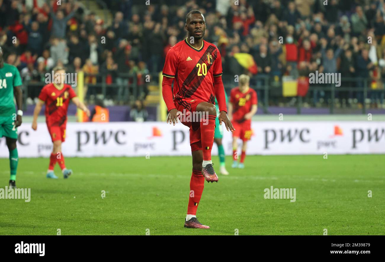 Christian Benteke Tiểu sử - Hành Trình Từ Cầu Thủ Đến Biểu Tượng Bóng Đá