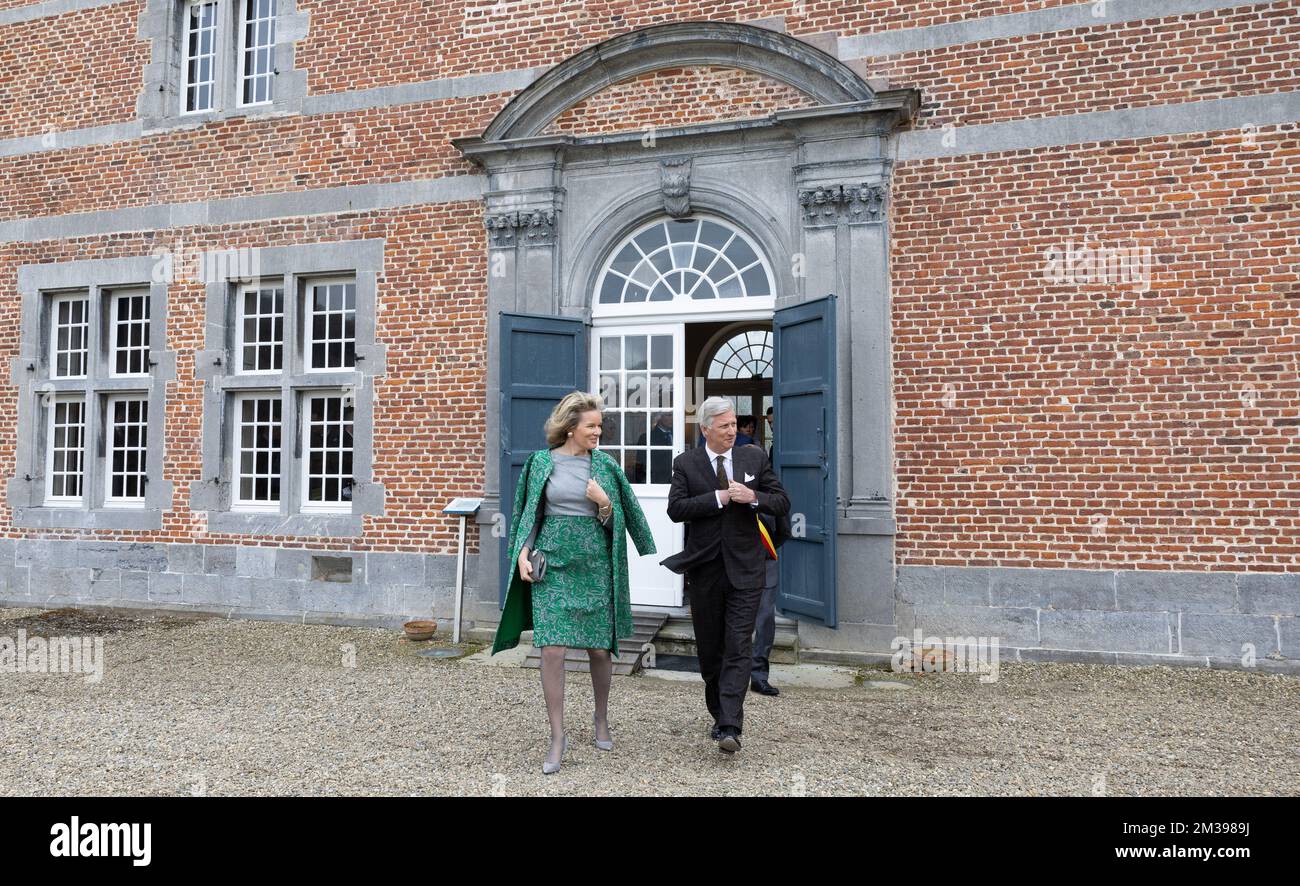 King Philippe - Filip of Belgium and Queen Mathilde of Belgium pictured during a royal visit to the Freyr Castle and Gardens (Chateau et Jardins de Freyr-sur-Meuse) in Hastiere, Wednesday 30 March 2022. The royal couple visits the province of Namur (Namen), today. BELGA PHOTO BENOIT DOPPAGNE Stock Photo