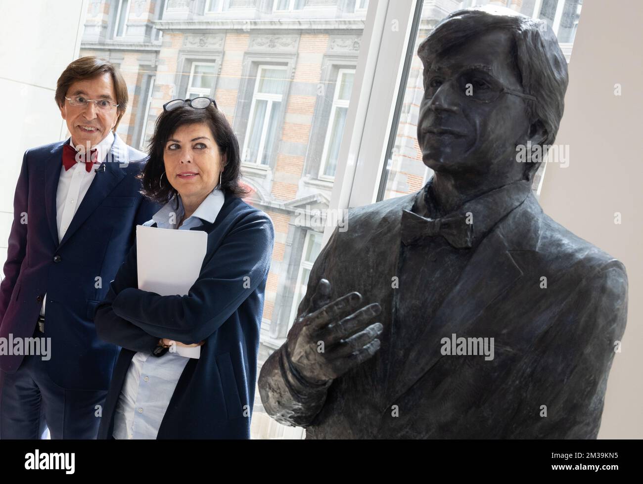 Walloon Minister President Elio Di Rupo and Joelle Milquet pictured during the inauguration of a sculpture of Walloon Minister President and former Prime Minister Elio Di Rupo, Friday 22 April 2022 at the Chamber at the Federal Parliament in Brussels. BELGA PHOTO BENOIT DOPPAGNE Stock Photo