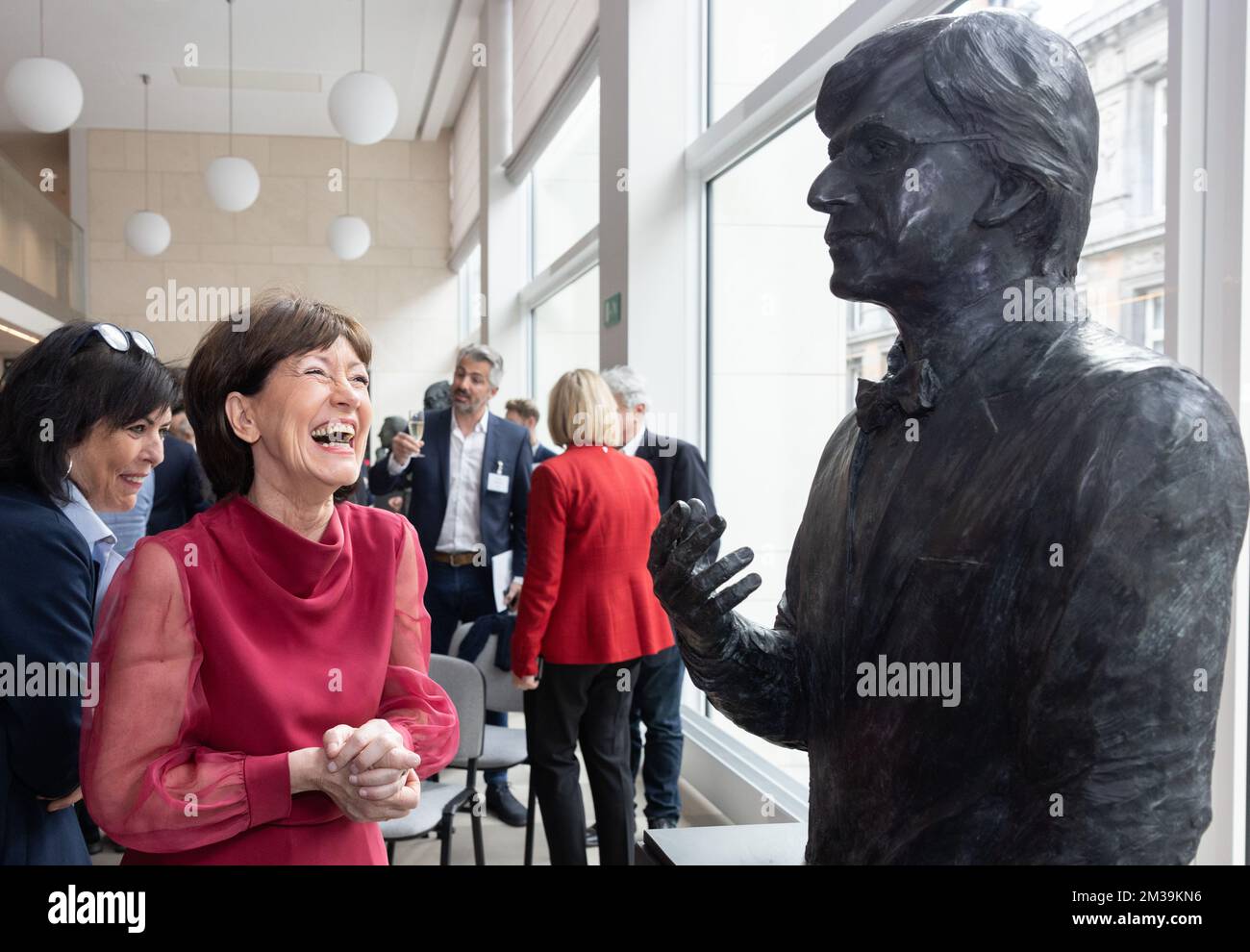 Joelle Milquet and PS' Laurette Onkelinx pictured during the inauguration of a sculpture of Walloon Minister President Elio Di Rupo, Friday 22 April 2022 at the Chamber at the Federal Parliament in Brussels. BELGA PHOTO BENOIT DOPPAGNE Stock Photo