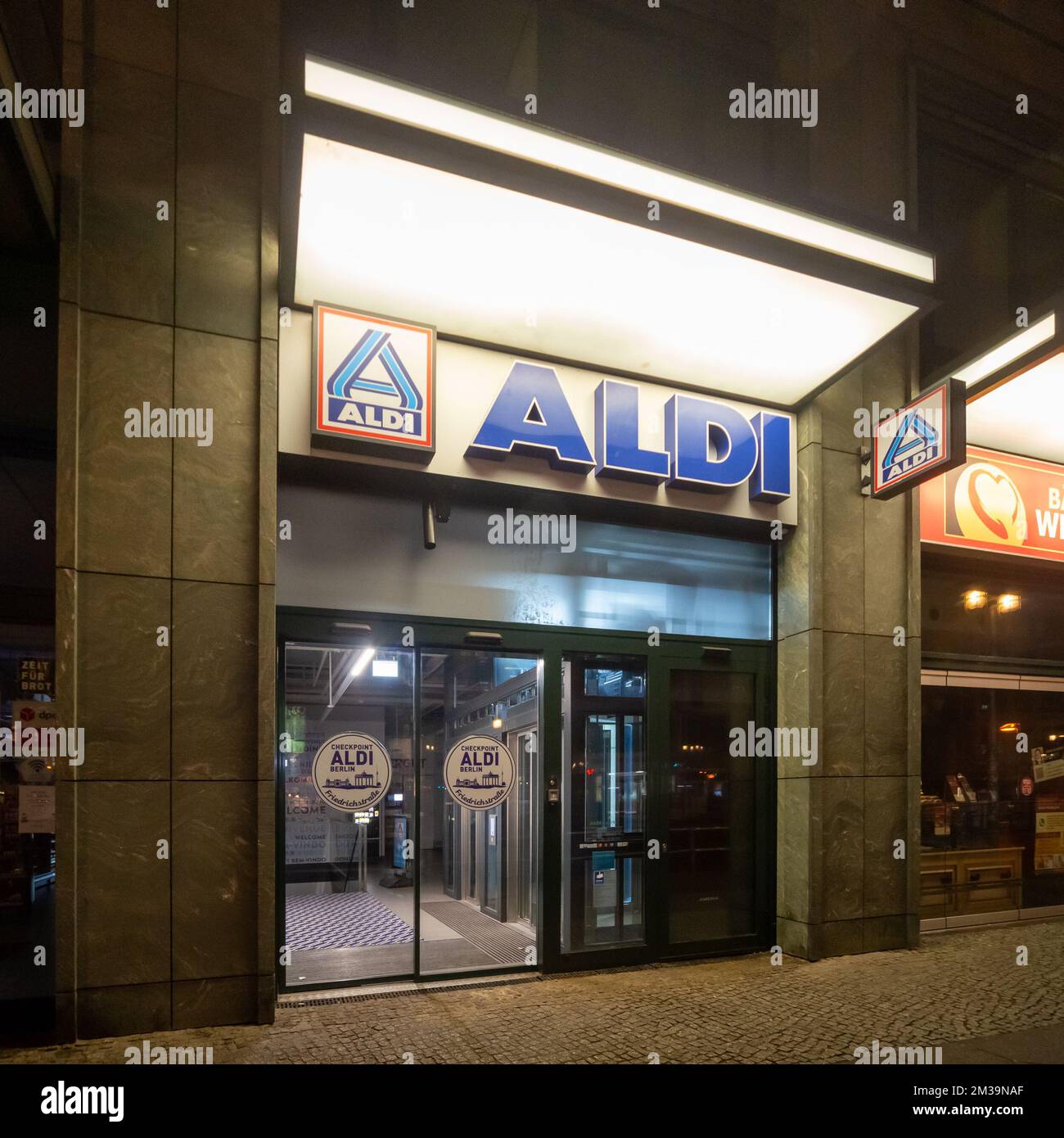 aldi-nord-supermarket-friedrichstrasse-berlin-stock-photo-alamy